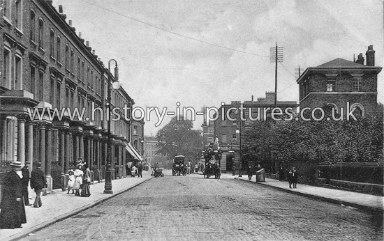 St. Pauls Road, Canonbury, London. c.1905.